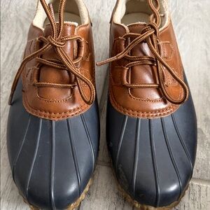 JBU Women’s Two-Tone Waterproof Duck Shoes Size 10